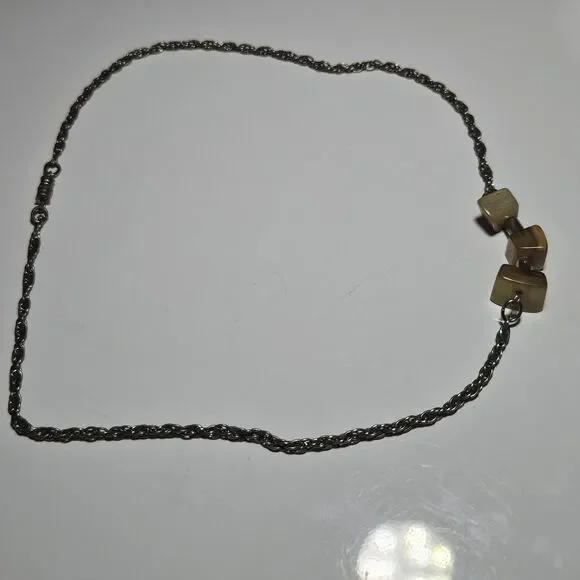 Silver Tone Twisted Chain With Tiger's Eye Necklace 18" - Picture 13 of 14